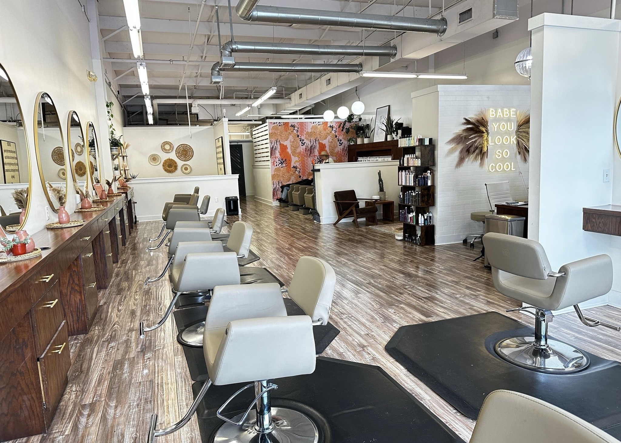 Swank Hair Studio – Laid back, luxury, boho salon focusing on lived in hair.
